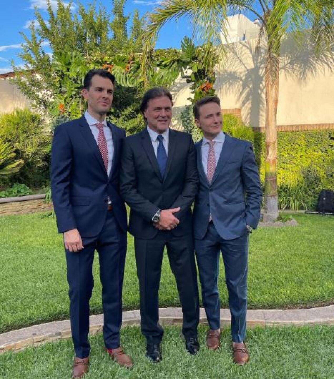 René Strickler da emotivo bienvenida a su yerno