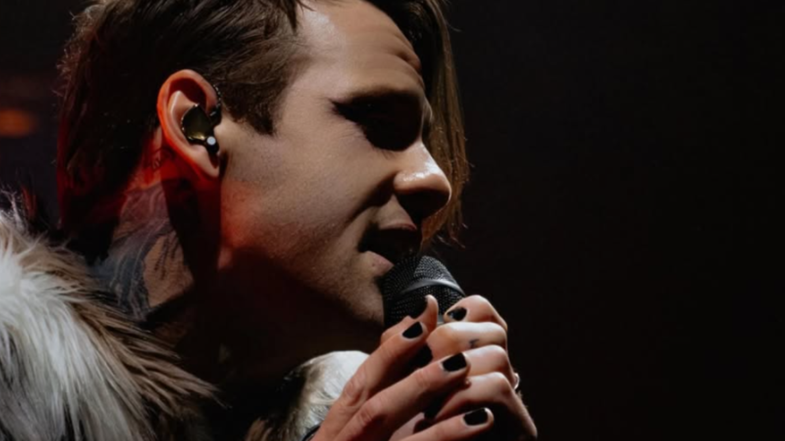 Cantante Caleb Shomo, líder de Beartooth