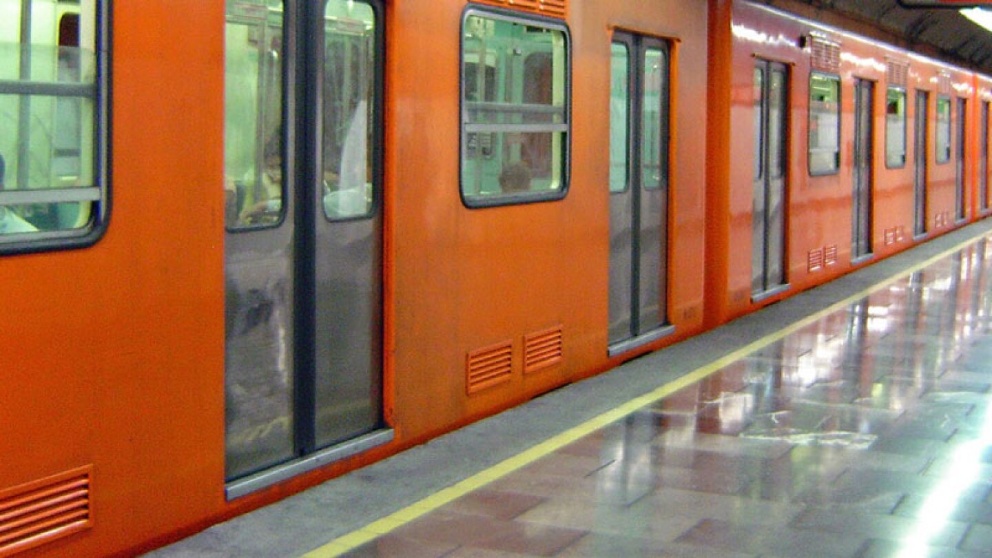 Los testigos se limitaron a grabar el misterioso hecho, que los dejó atónitos