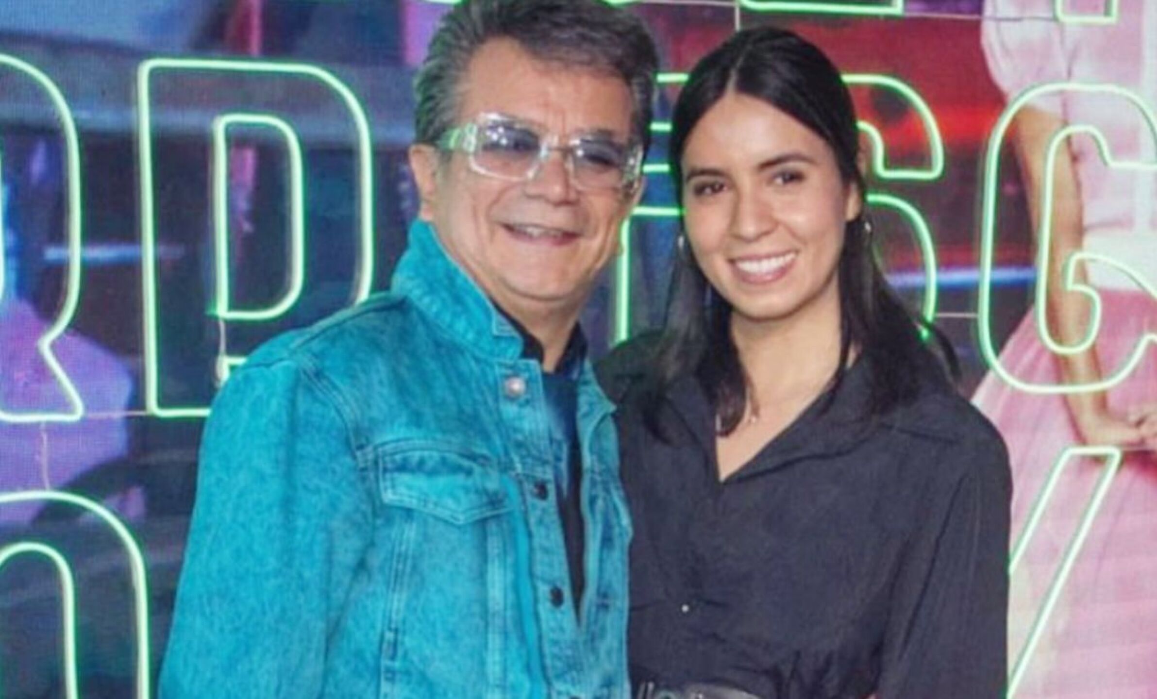 Freddy Ortega y su esposa