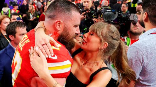 Taylor Swift y Travis Kelce enamorados
