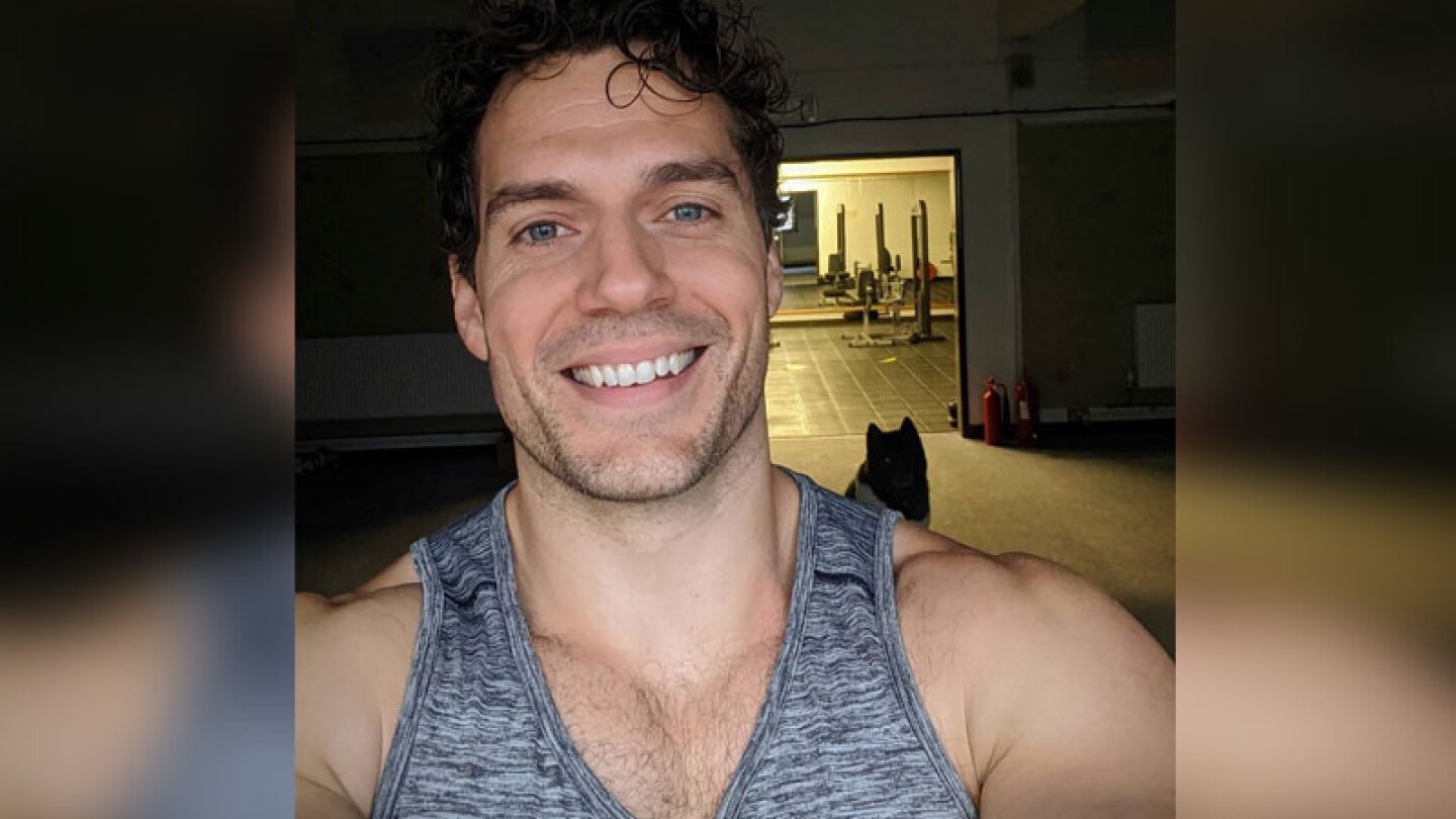 henrry cavil the witcher