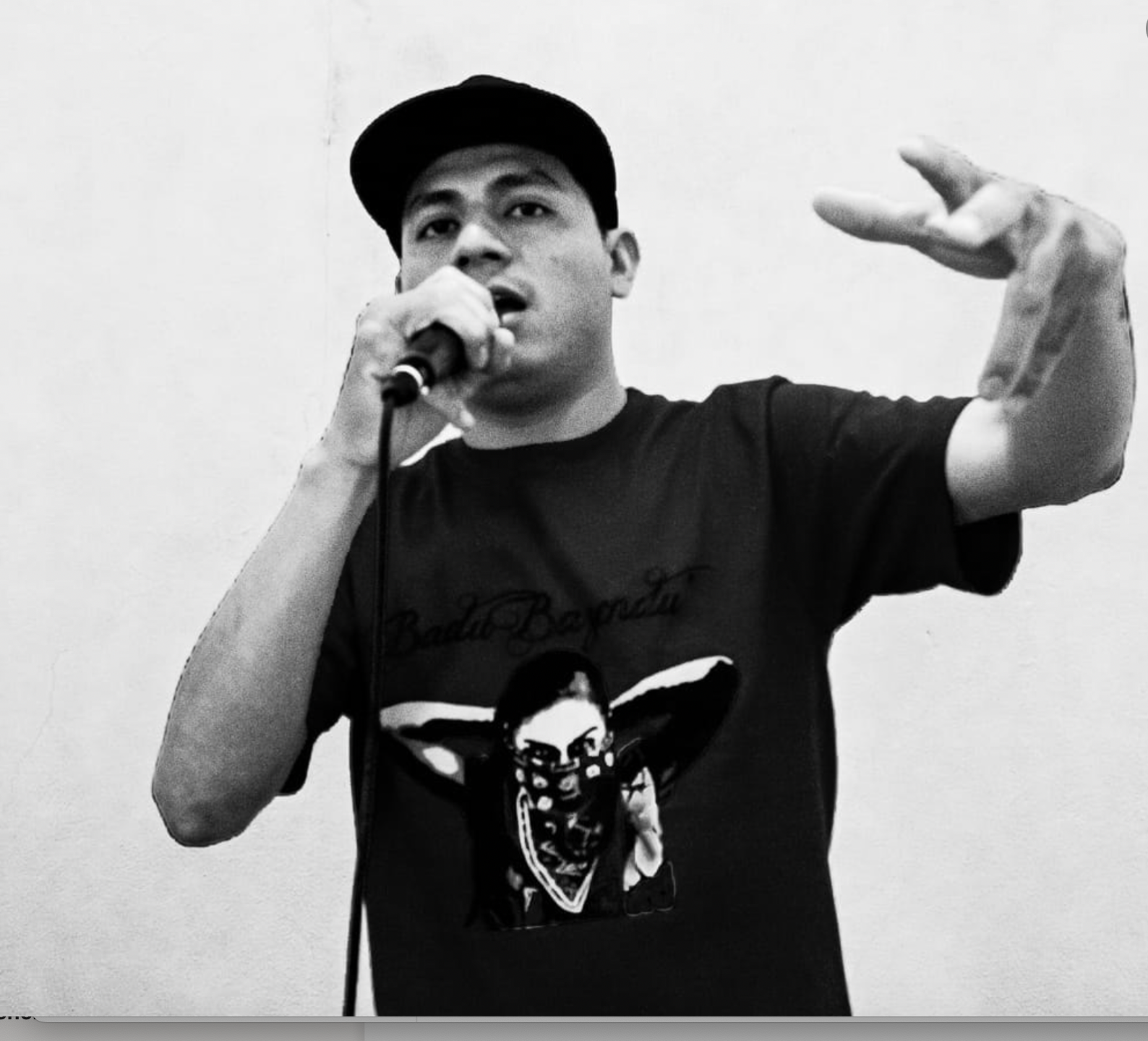 Rosty Bazendu, rapero zapoteca